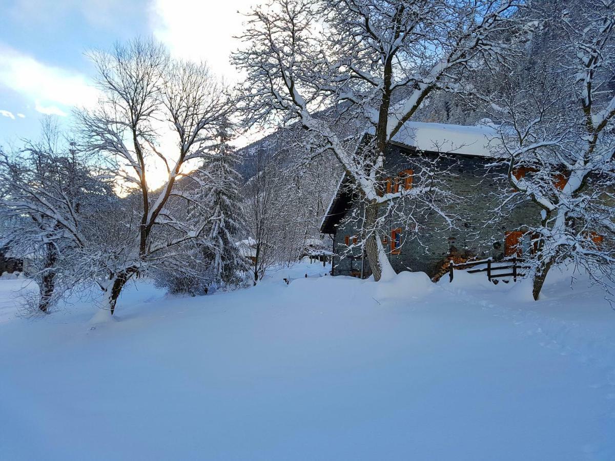 Grange Epiney Bed E Breakfast Bed & Breakfast La Salle Exterior photo