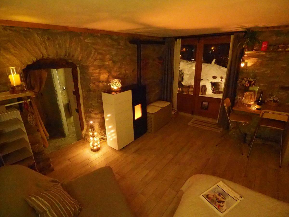 Grange Epiney Bed E Breakfast Bed & Breakfast La Salle Exterior photo